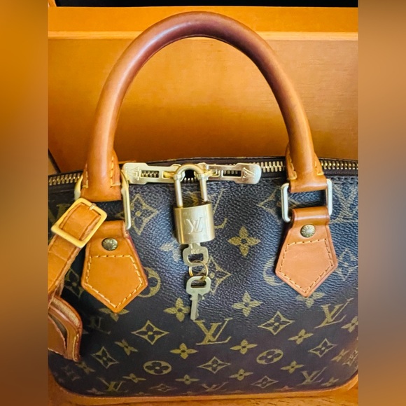 Louis Vuitton, Alma Vintage monogram - Picture 10 of 16